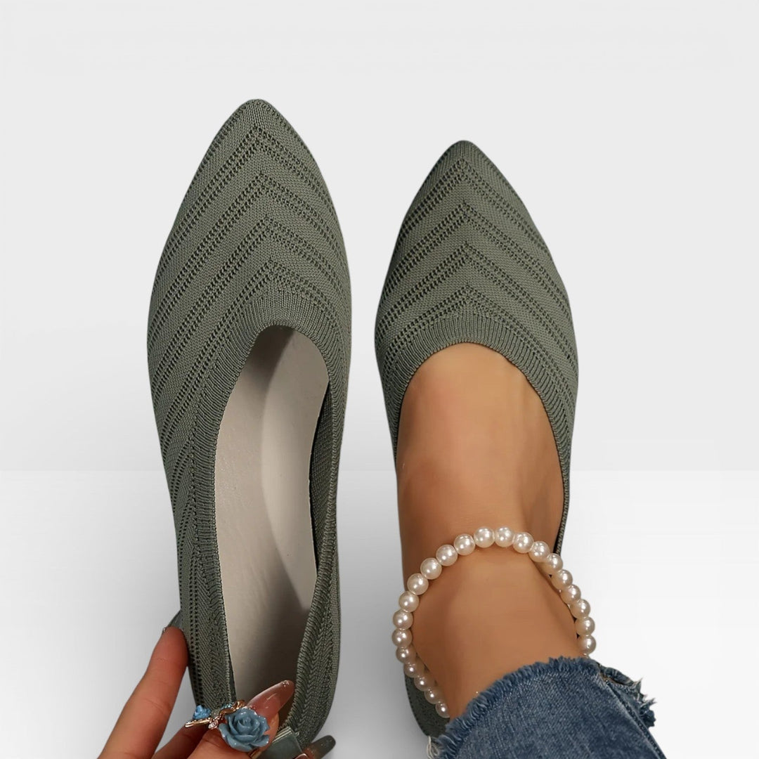 Pointed-Toe Women&