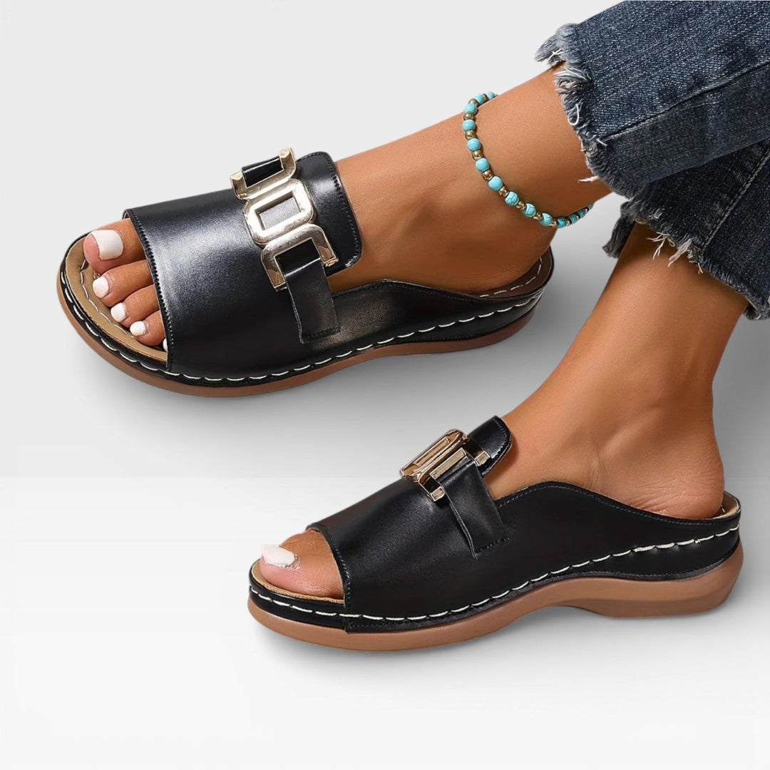 Dressy Buckle Women&