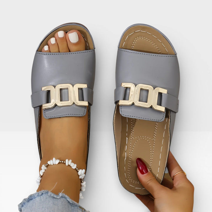 Dressy Buckle Women&