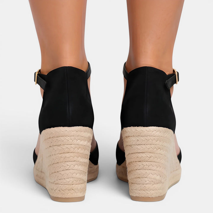 Navacava wedge sandals styled — effortless warm-weather elegance
