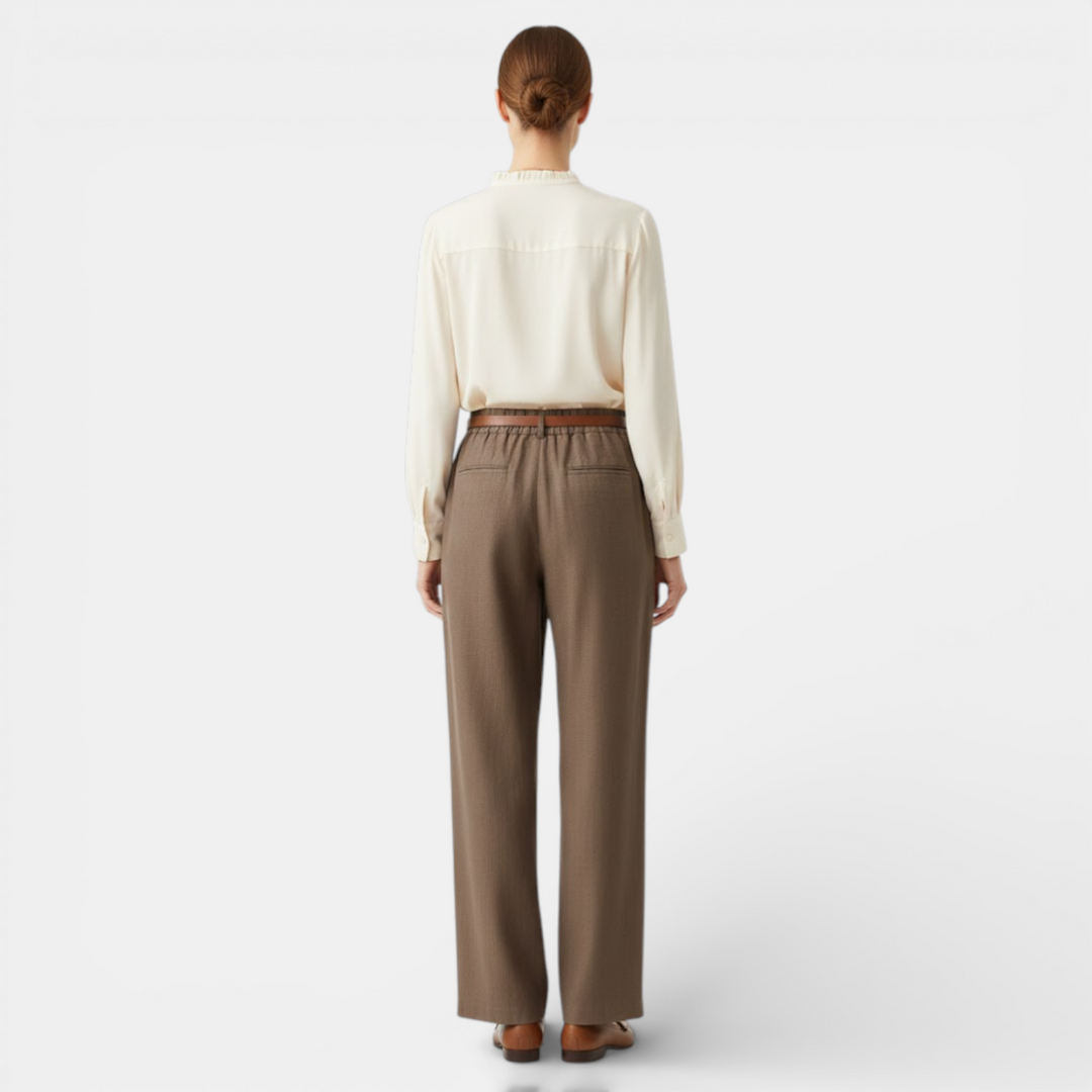 Navacava wide leg pants in beige — timeless warm-weather bottoms