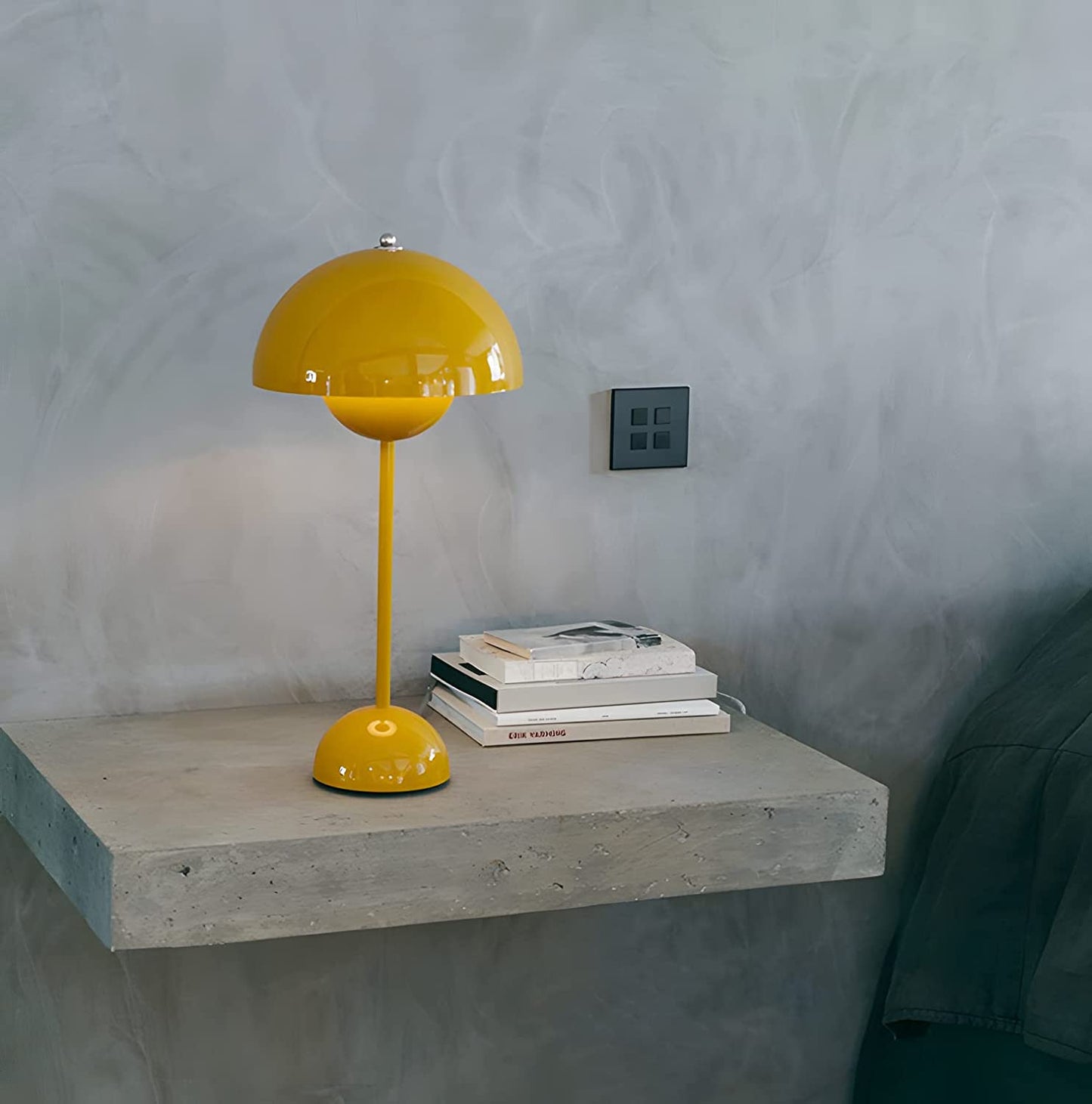 Minimalist Flowerpot Portable Mushroom Table Lamp