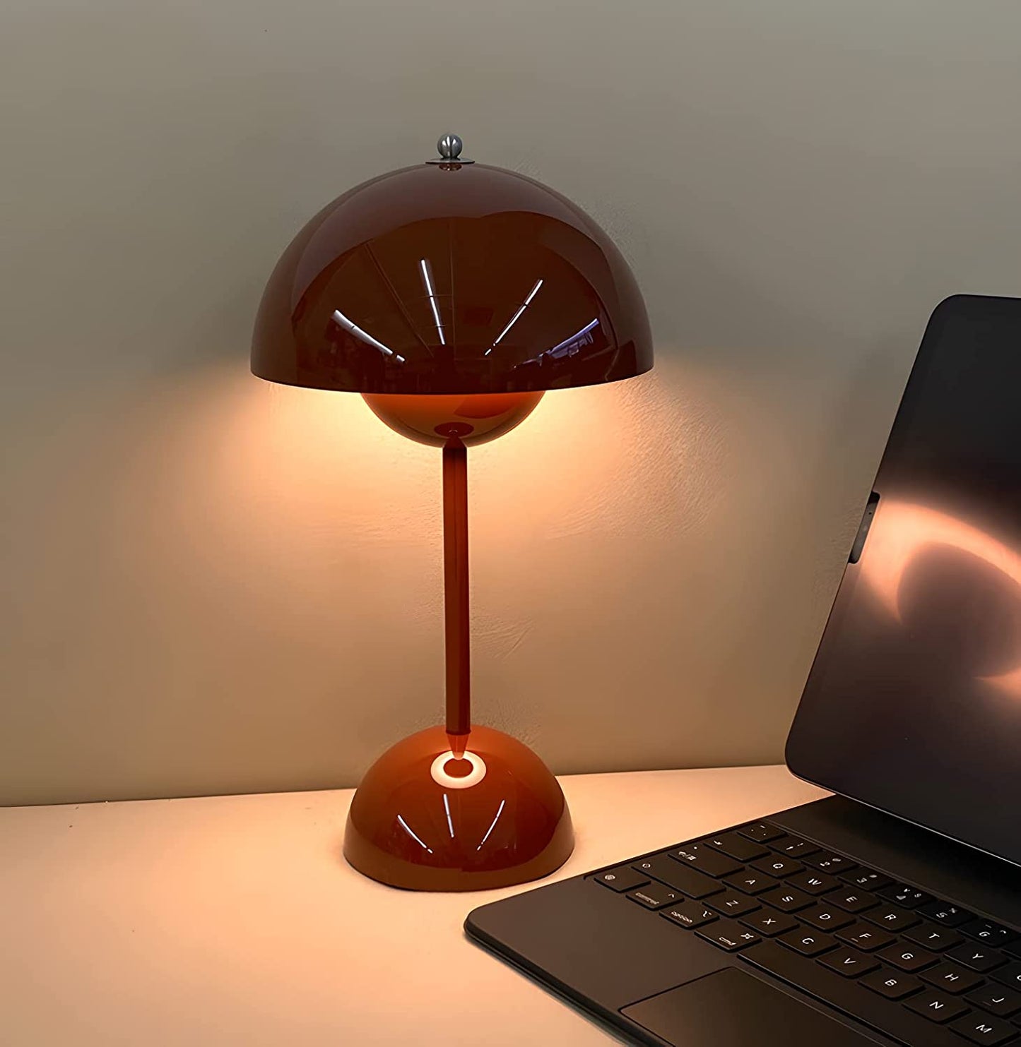 Minimalist Flowerpot Portable Mushroom Table Lamp